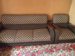 Sofa Set 5 seater in good Condition