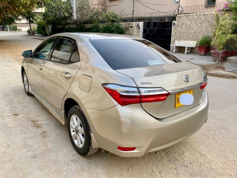 EXCANGE URGENT SALE TOYOTA COROLLA 2018 SPECAL EDITION FAMILY CAR 2