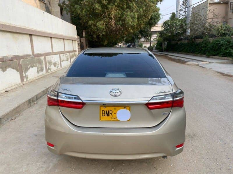 EXCANGE URGENT SALE TOYOTA COROLLA 2018 SPECAL EDITION FAMILY CAR 4