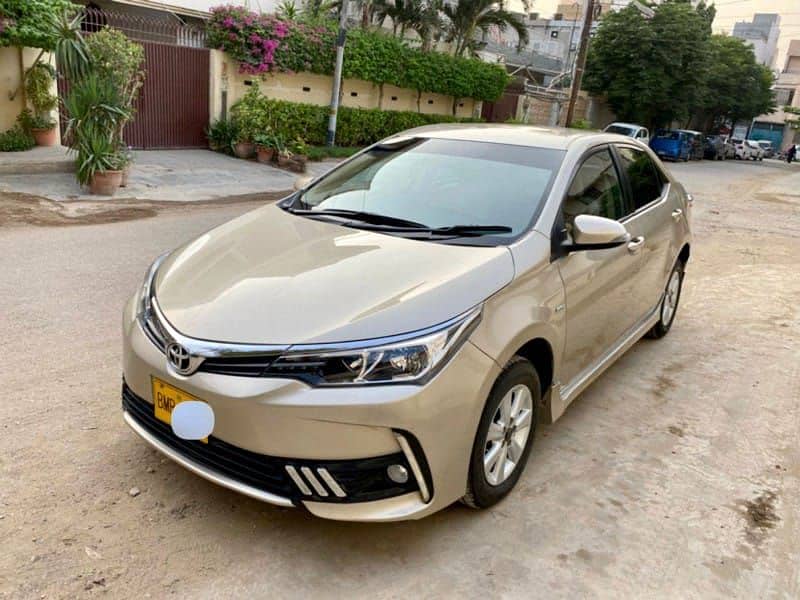 EXCANGE URGENT SALE TOYOTA COROLLA 2018 SPECAL EDITION FAMILY CAR 5