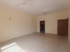 10 Marla Full House For Rent In Hot Location In Z Block Phase 3 DHA Lahore