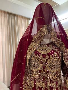 Worn only once, Magetsic eastern traditional barat bridal dress. Red.