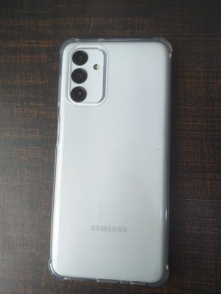 Samsung A04s 128 gb white colour 4