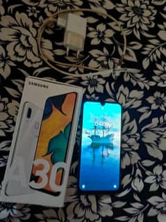 Samsung a30 full box 4/64 panel changed condition 10/8