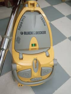Black&Decker vacuum cleaner for sale
