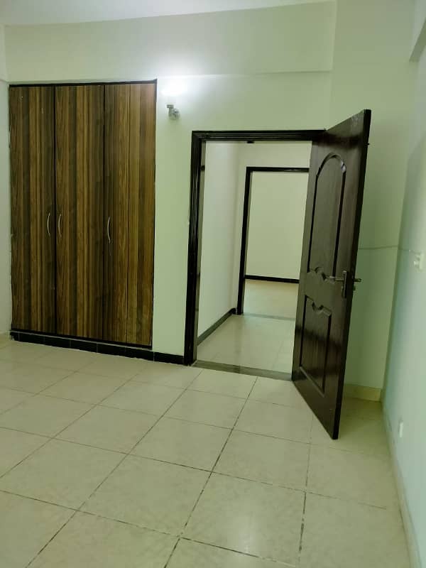 12 Marla 3 Bedroom Apartment for Rent in Askari -11 Lahore. 11