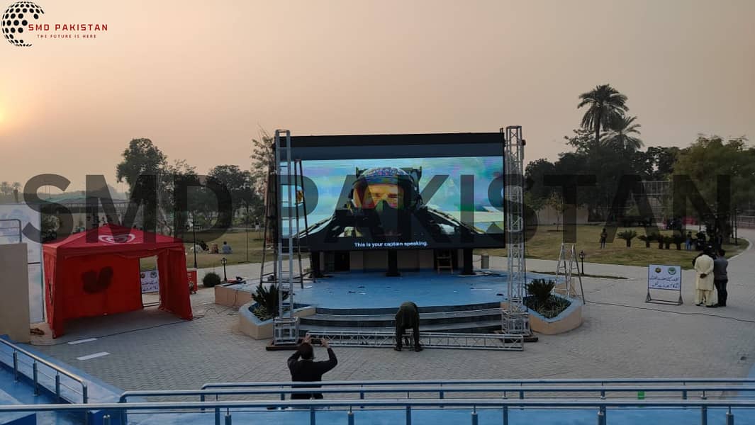 SMD SCREEN INDOOR SMD SCREEN OUTDOOR SMD SCREEN SMD LED VIDEO WALL 1