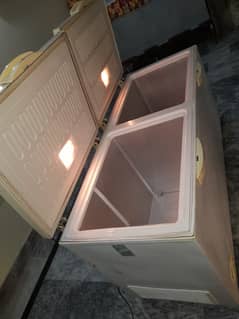 Urgent 4 Sale! Freezer Full size