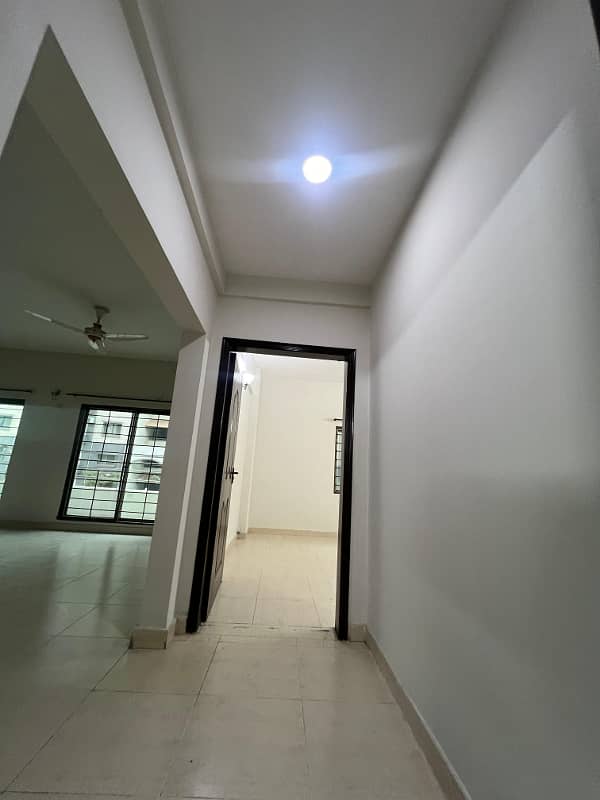 Ideal Location 03-Bed Apartment Available for Rent In Sector-B, Askari-11, Lahore 8