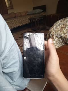 oppo f5 selling for half price only screen not working