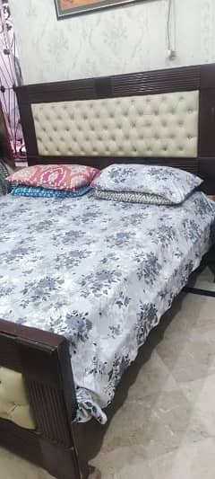 King Size Sheesham Bed Set with Dressing and Side Table for Sale