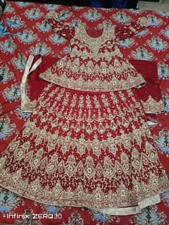Bridal lehnga / Wedding dress / Barat dress for sale