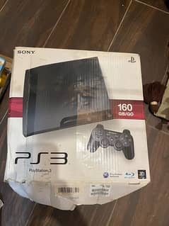 PS3 CONSOLE WITH 4 CONTROLLERS