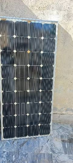 4 x Solar Panel ( Excellent Condition)