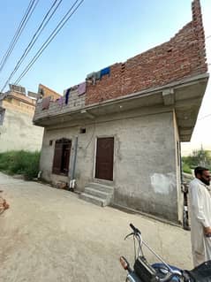 Corner house 2.5 marla  for sale sarai alamgir taheed kolni