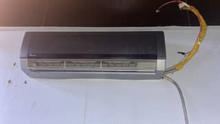 Gree 2 Ton Inverter AC (faulty/repair needed) wall mounted