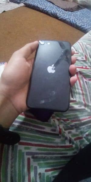 IPhone SE non pta 64 gb jv Exchange possible 4