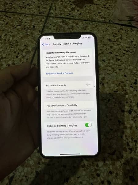 IPhone 11 Pro Max 64 GB Daul PTA Approved 4