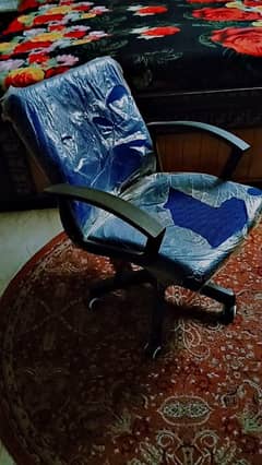 OFFICE CHAIRS / STUDY CHAIRS BRAND NEW BEST QUALITY VERY CHEAP PRICE