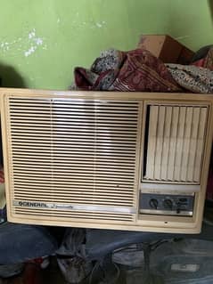 Window AC for sale in good condition