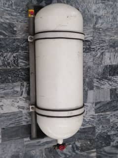 CNG cylinder with Landi ranzo kit
