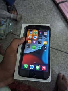 i phone 7plus pta approved with box