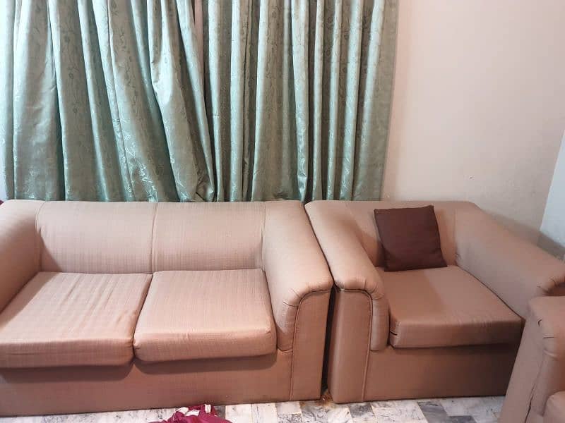 7 seater comfortable sofa set ( clean ) 6