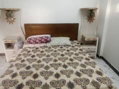 Bed set with mattress included