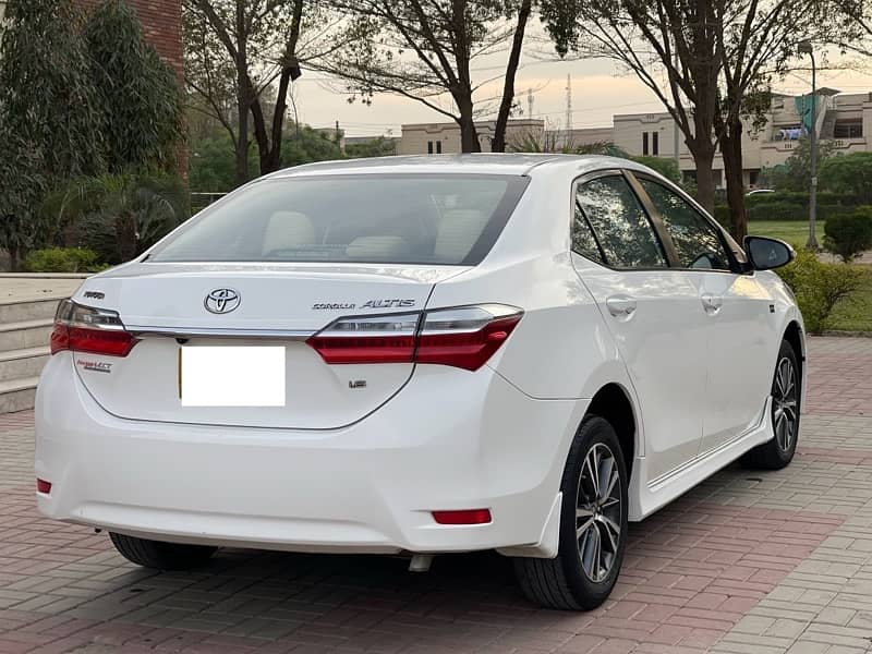 Toyota Corolla Altis 2018 Karachi registered 5