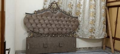 double bed , dressing table