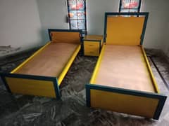 2 children single beds