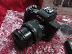 Canon m50 mirror less camera / 4k video 03425675380