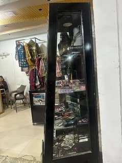 in good condition cabinets