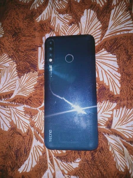 Tecno spark 4 0