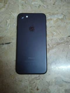 iphone 7 9/10 conition for sale