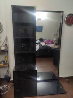 Dressing Table is for Sale.