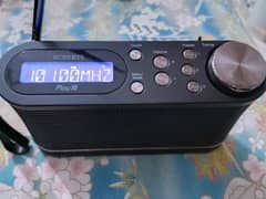 Roberts play10 FM dab digital radio very good music and battery time