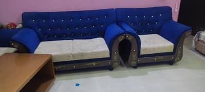 3+2+1 sofa set in very good condition. . sell becouse out of space