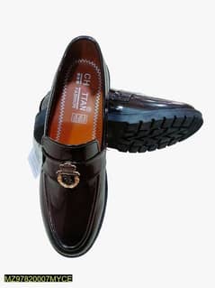 important synthetic dress shoes for a man with free delivery charges
