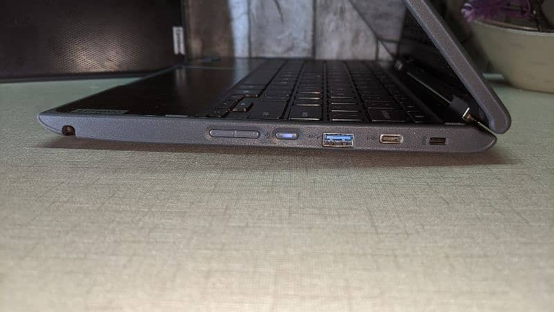 Lenovo Chromebook 500e 2nd gen touch 3