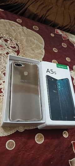 Oppo A5s 4gb 64gb with Complete Box