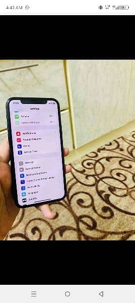 I phone 11 pro non pta factory unlocked 64 gb 4