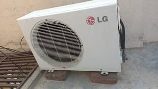 Split AC LG 1.5 Ton for urgent sale