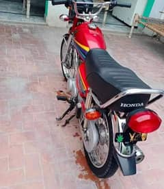 Honda 125 cc WhatsApp number 03186854519
