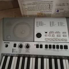 musical instruments keyboard
