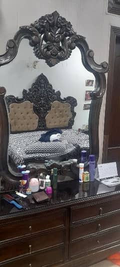 Chinioti New Bed Set 2 weeks used for sale (Without Mattress)