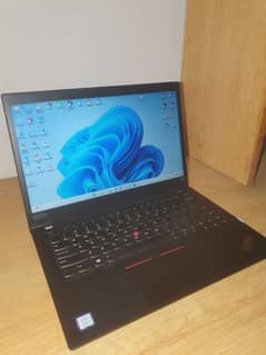 Lenovo ThinkPad T490 (8th Gen i5, 16GB RAM, 512GB SSD)
                                title=