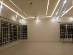 Brand New Independent 1 Kanal Upper Portion 3bed For Rent