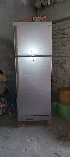 Pell refrigerators home used urgent sell