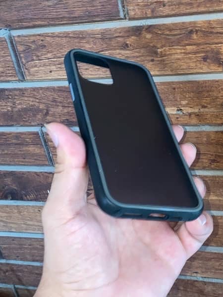 IPhone 11 pro covers in good condition 3